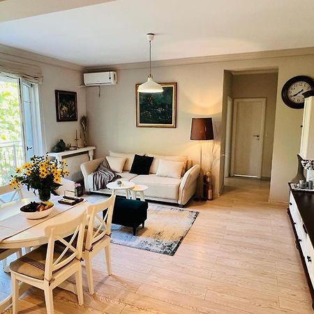 Mvs Apartment Giroc Dış mekan fotoğraf