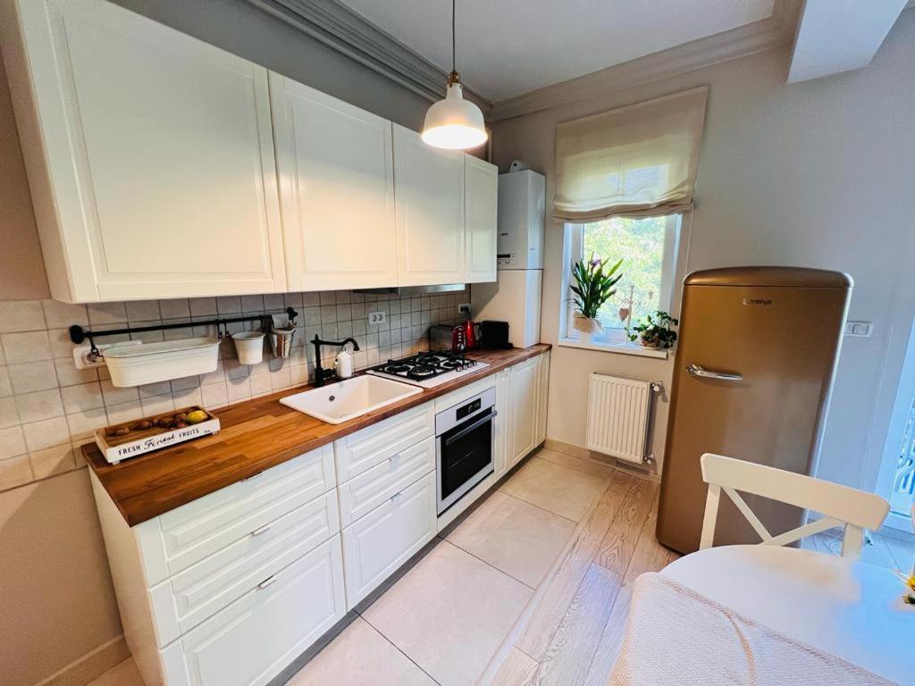Mvs Apartment Giroc Dış mekan fotoğraf